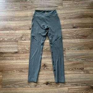 Whitney Simmons x gymshark mesh leggings